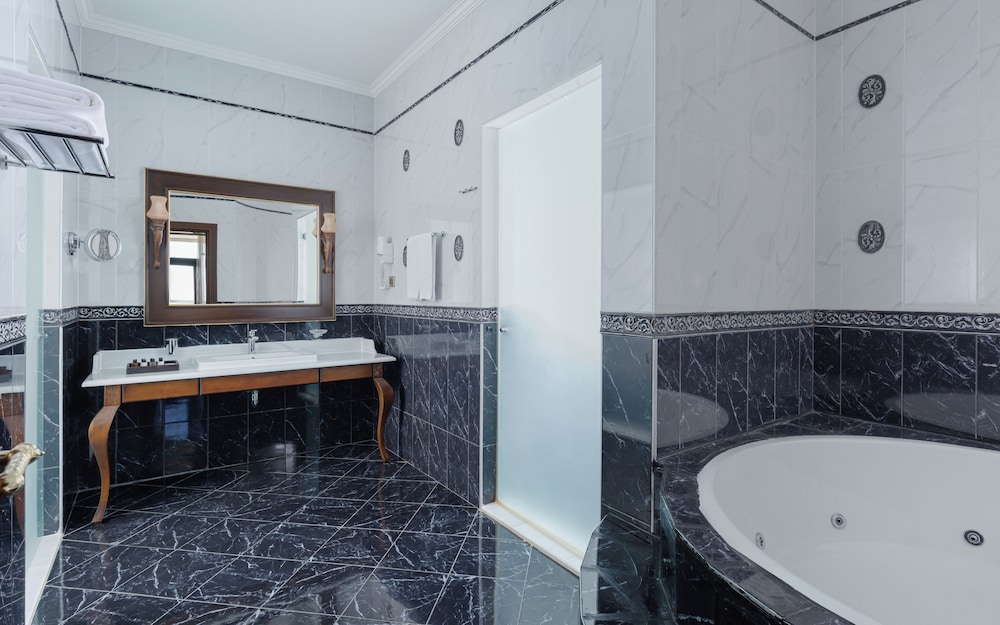 Shamakhi Palace Sharadil Hotel 48/50