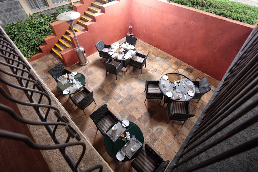 Longview Suites 36/51