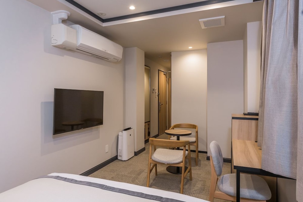 Hotel Bampky 38/50
