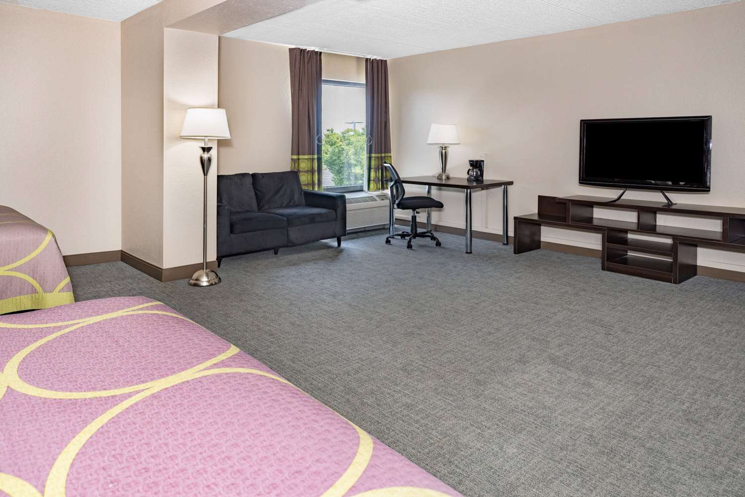 Super 8 By Wyndham Mount Laurel 17/39