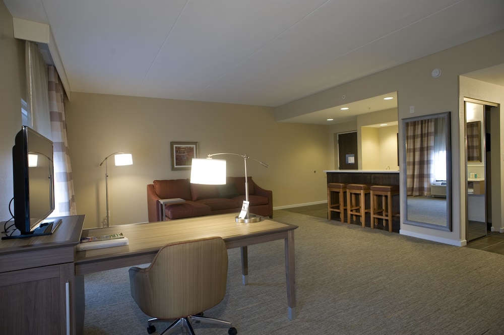 Hampton Inn Springfield Southeast 24/41
