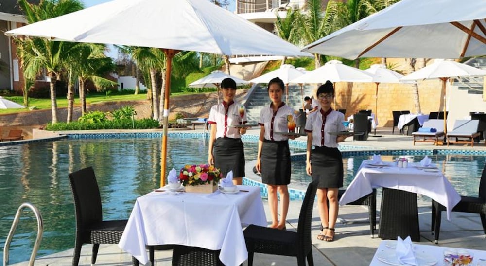 Sandunes Beach Resort Spa 56/74