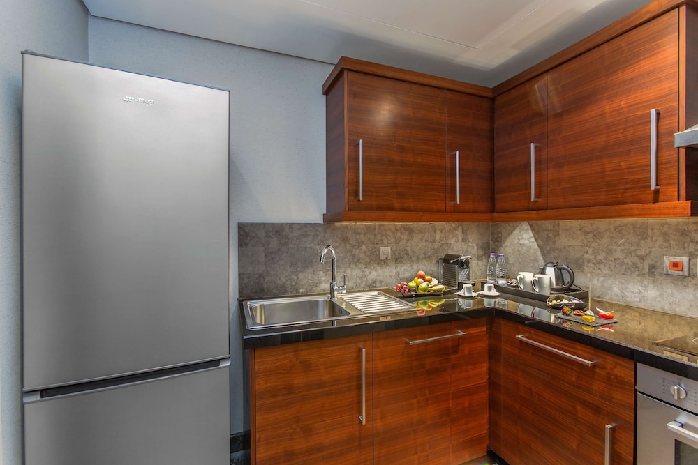 فندق هيلتون الرياض والشقق الفندقيه(Hilton Riyadh Hotel & Residences) 50/82