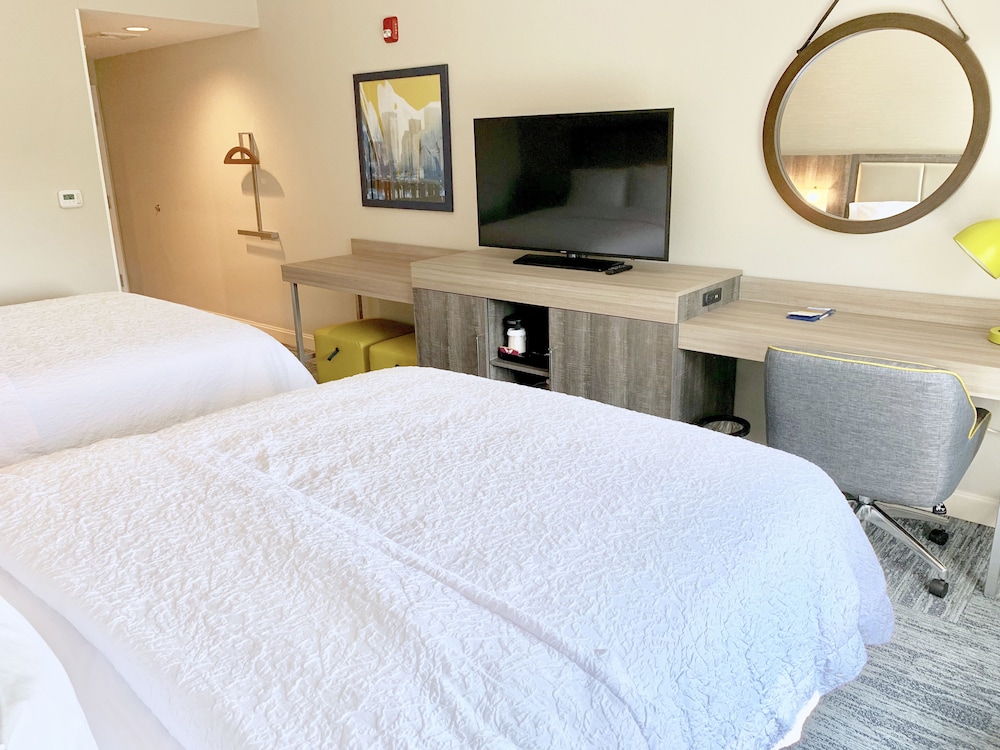 Hampton Inn Cranbury Nj 17/45
