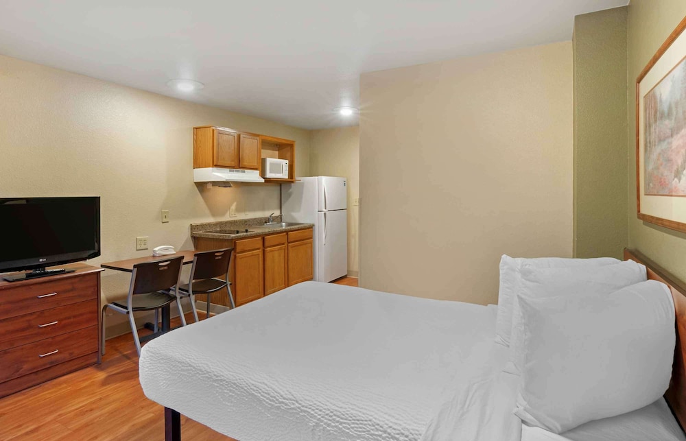 Extended Stay America Select Suites - Kansas City - South - I-49 19/42