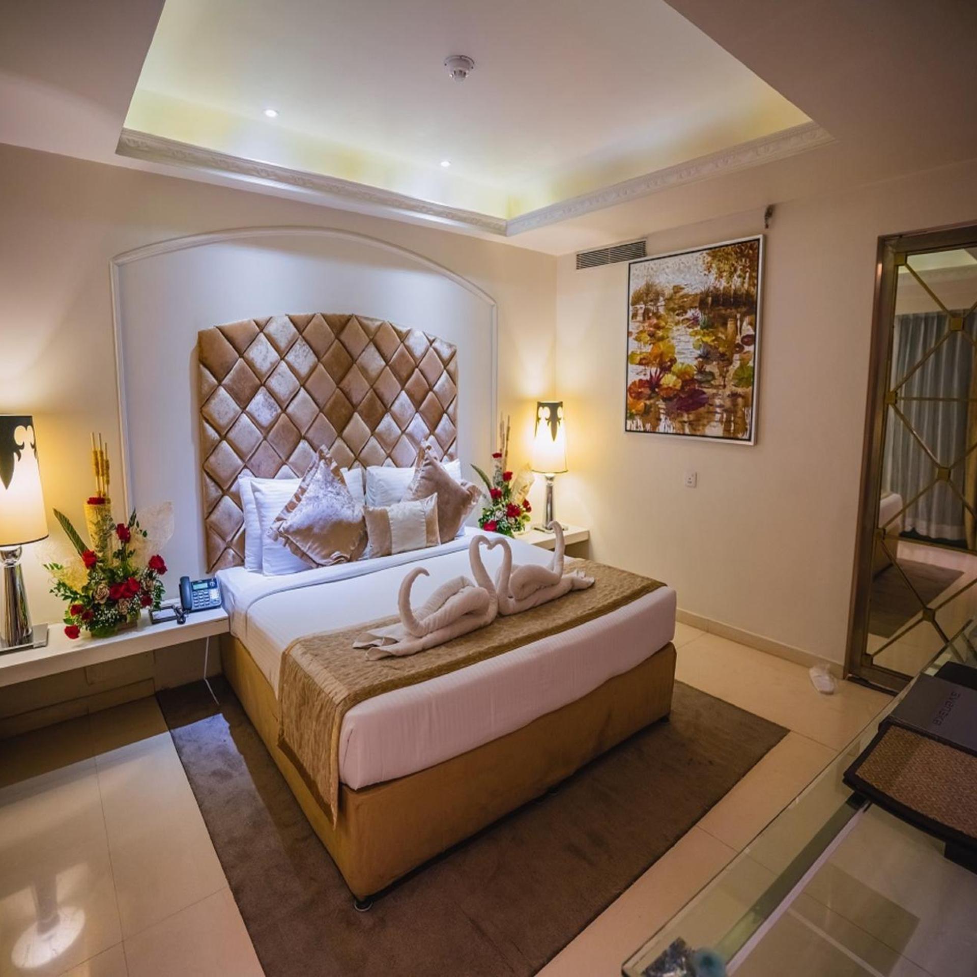 Imperial, Suite, King Bed
