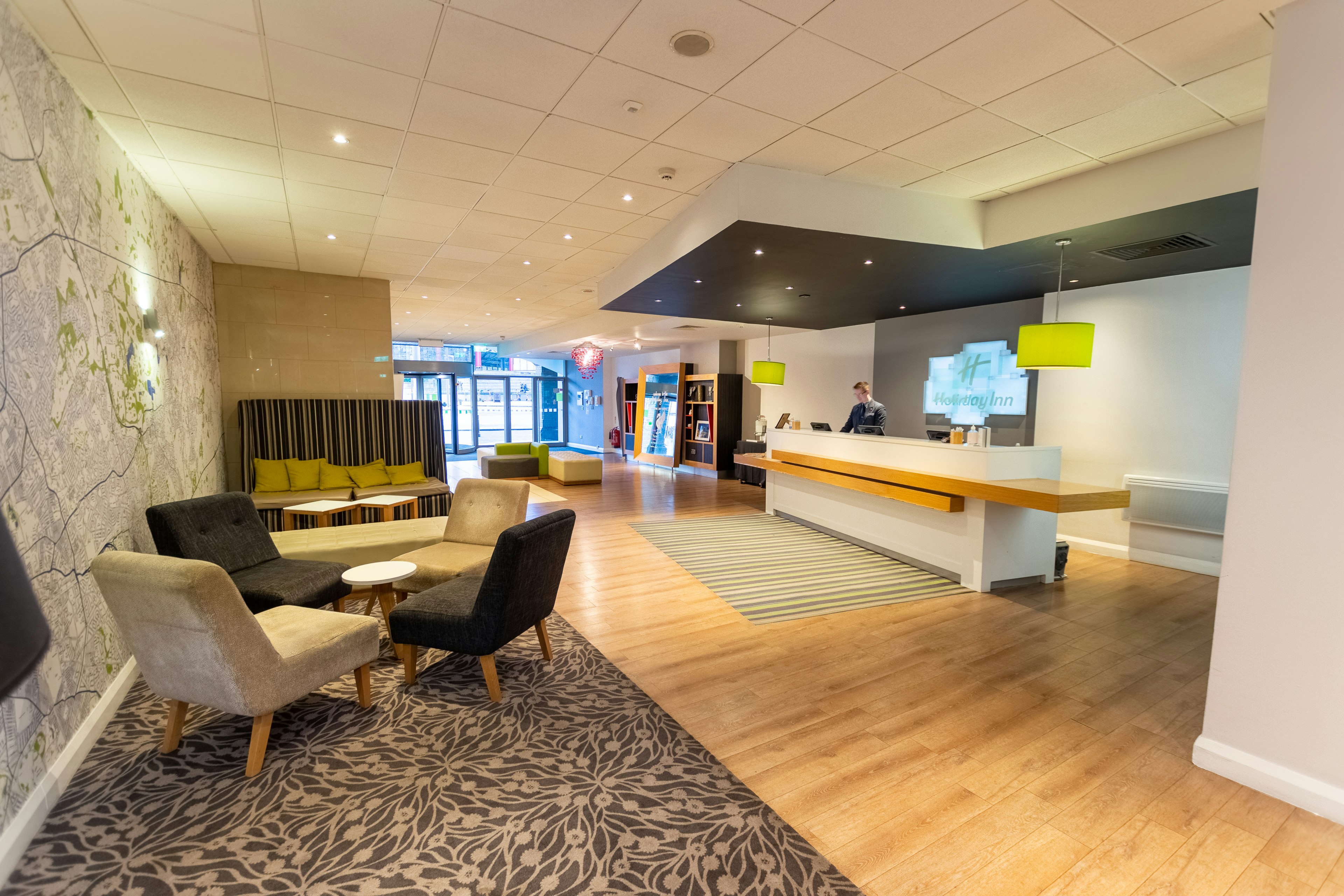 HOLIDAY INN LIVERPOOL 28/50
