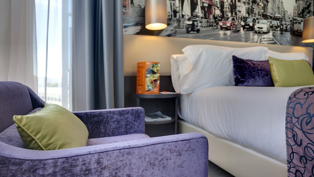 Indigo Madrid Gran Via Hotel 5/82
