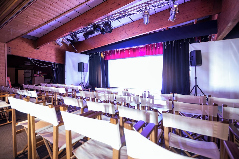 HOTEL CLUB MMV ALTITUDE ARC 2000(FORMERLY MMV HOTEL CLUB ALTITUDE) 38/50
