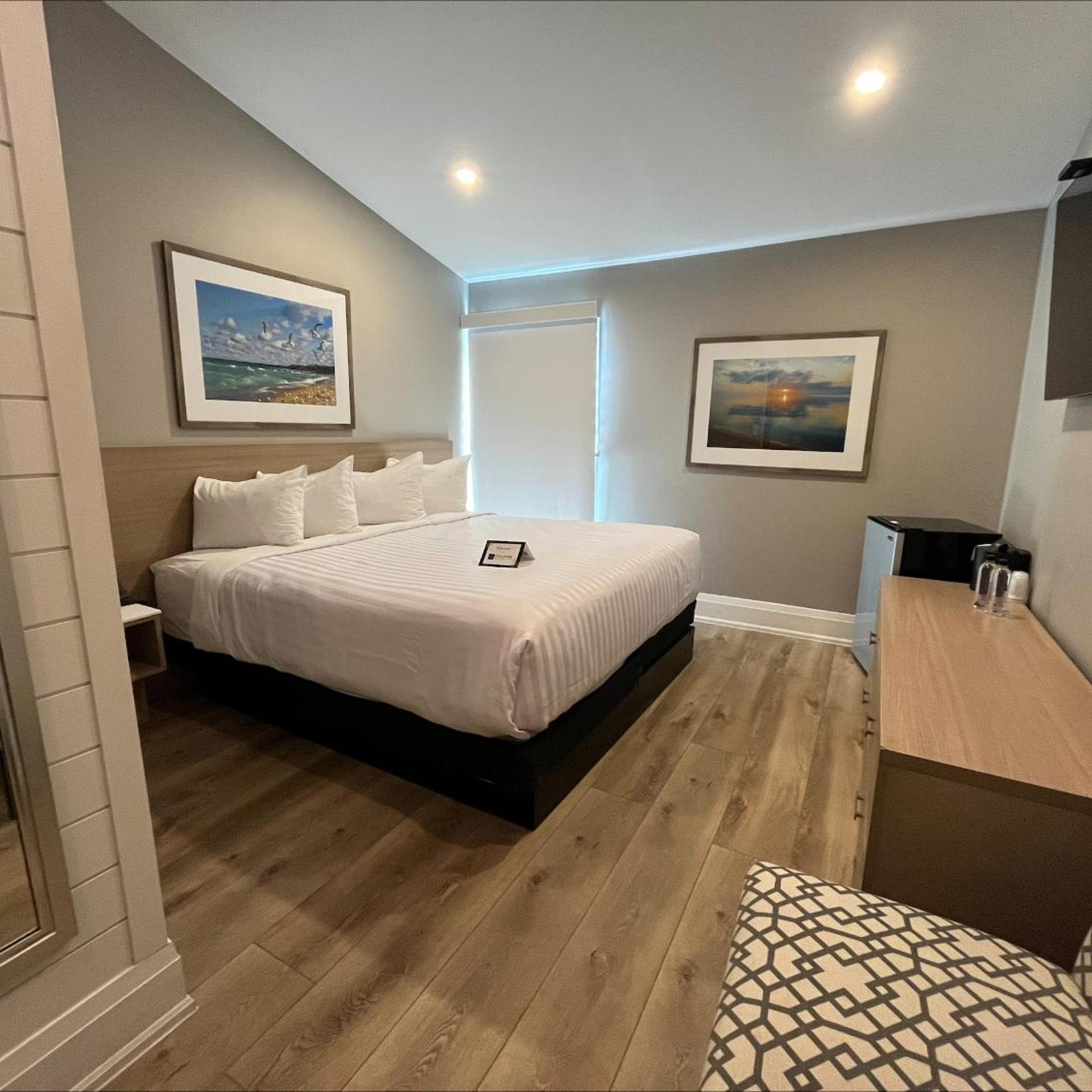 Superior, King Bed