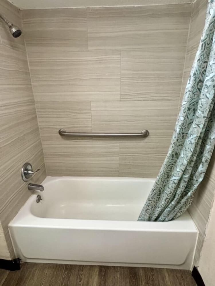 Western Inn Hattiesburg 34/36