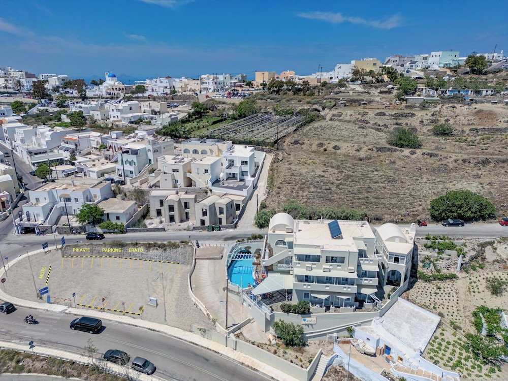 Erato Apartments Santorini 3/75