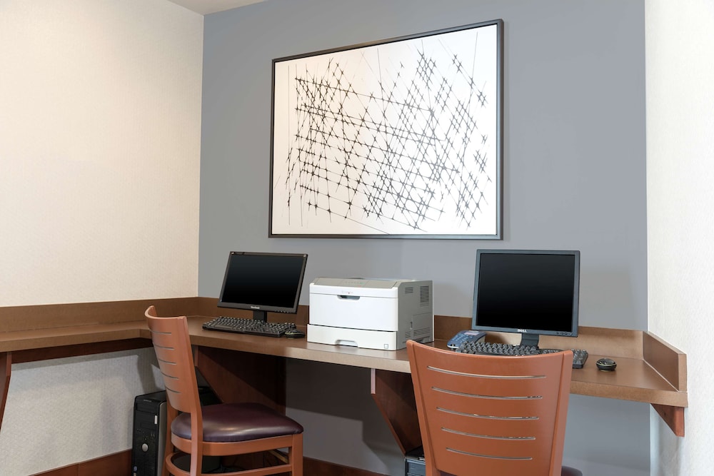 Hyatt Place Lexington 54/59