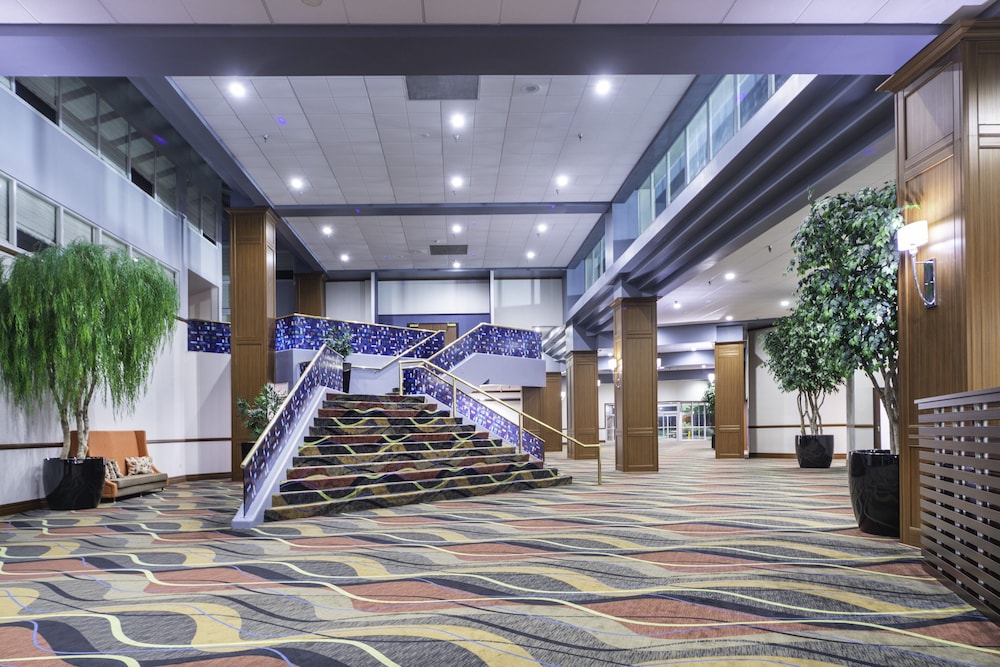 Holiday Inn Louisville East - Hurstbourne 30/78