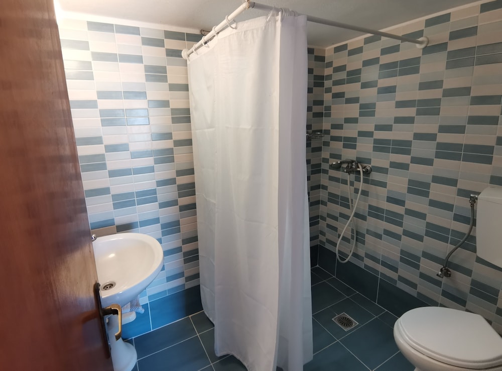 Hotel Eleftheria 40/45