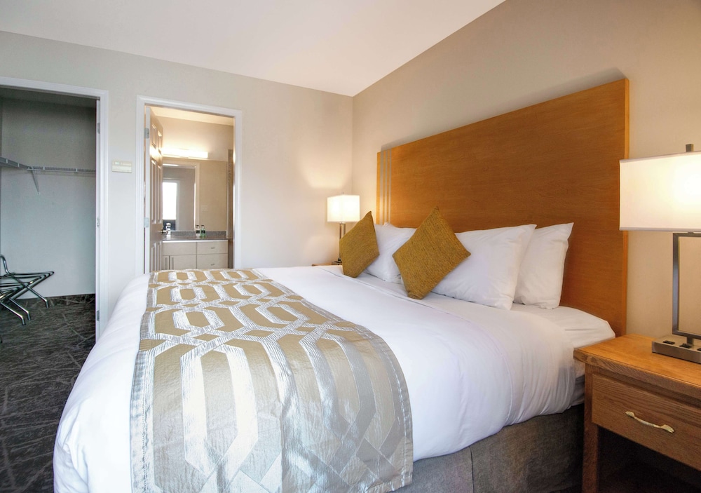 Coast Osoyoos Beach Hotel 16/50