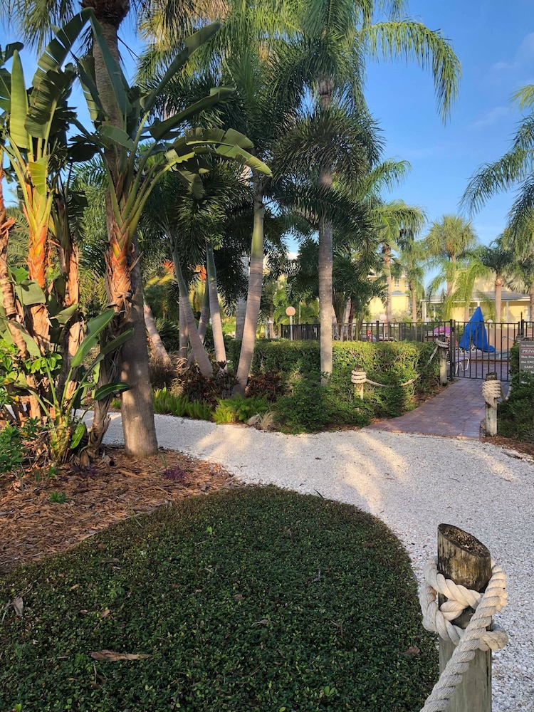 Captiva Beach Resort 47/50
