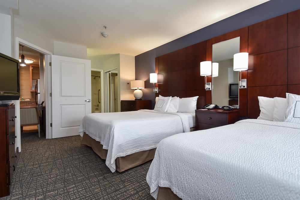 Residence Inn Marriott Concord 8/31