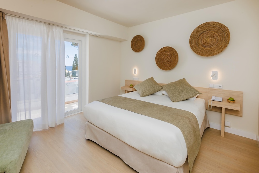 Hotel Alondra 13/50