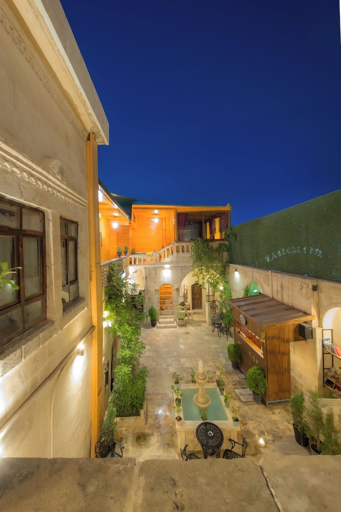 Karagul Otel 6/50