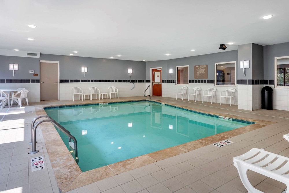 Comfort Suites Manchester 21/41