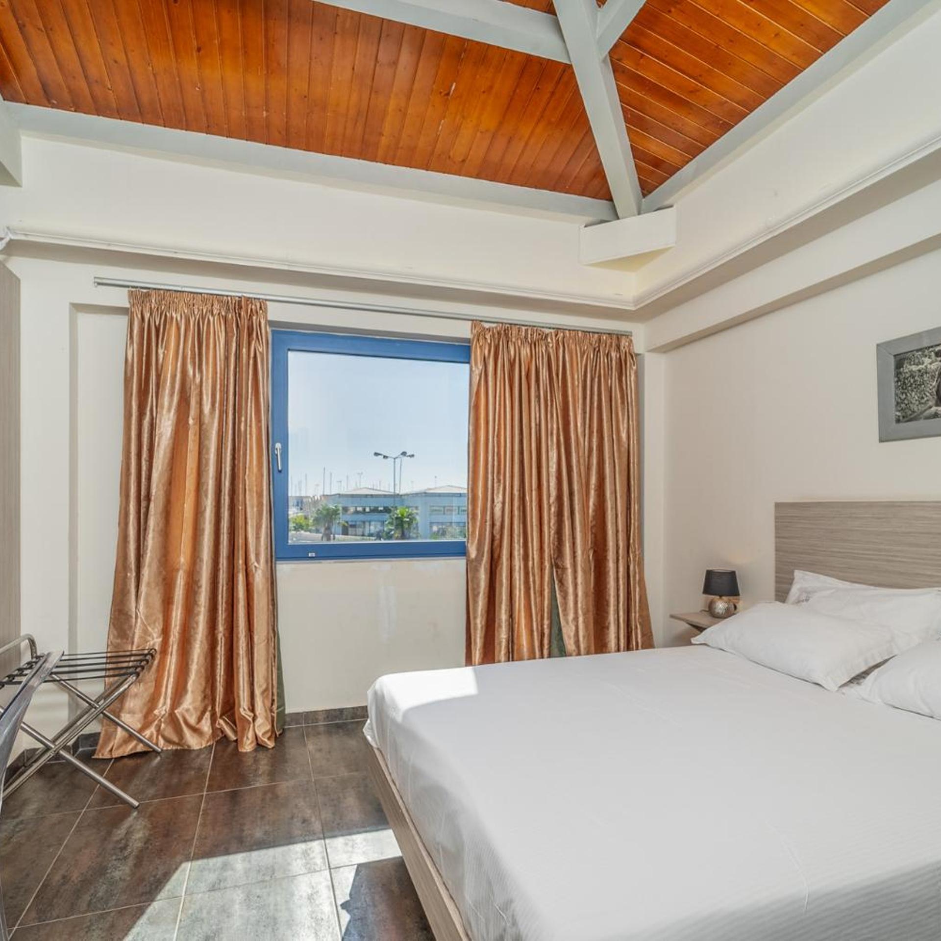 Family Suite, Sea and Marina View