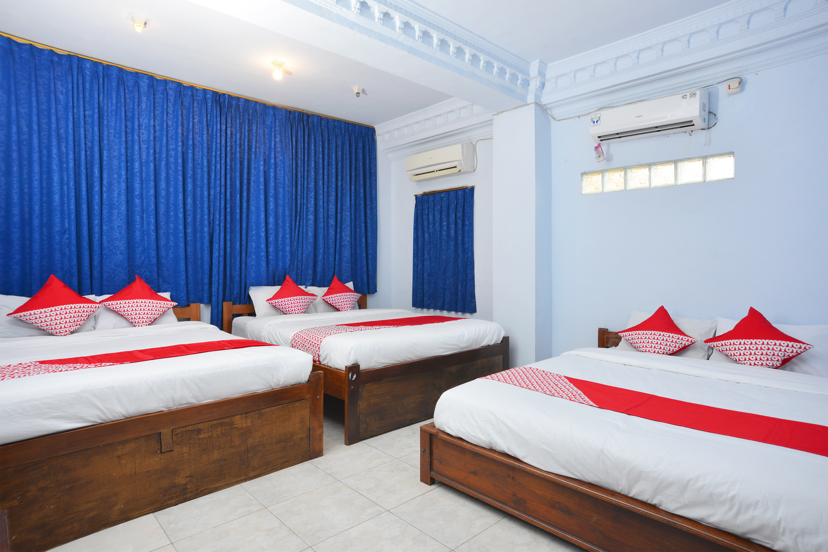 OYO 586 Hotel Wijaya 12/72