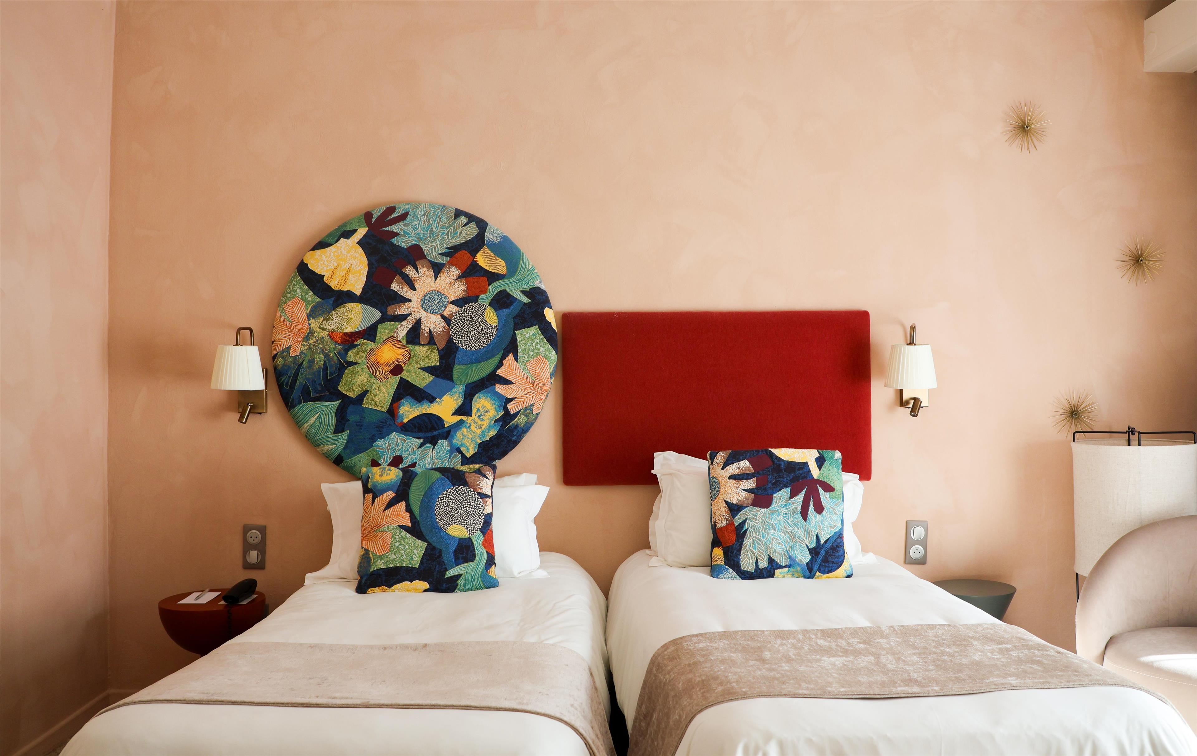 Loggia, Superior, Twin Beds, Garden View