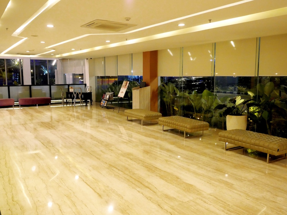 Yasmin Hotel Karawaci 24/34