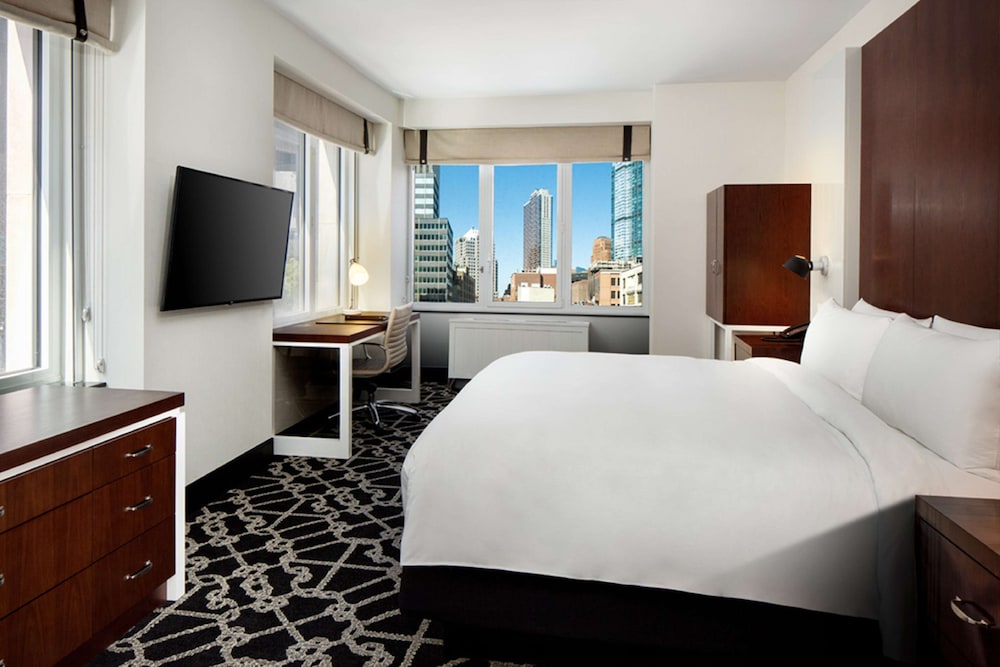 Hilton Brooklyn New York 16/66
