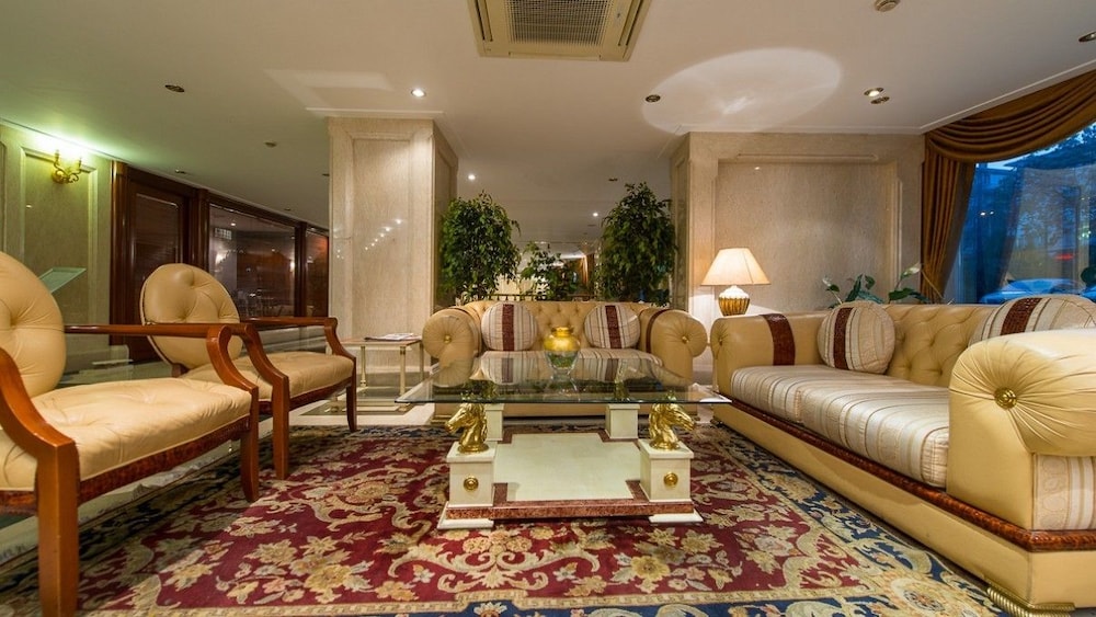 Akar International Hotel 34/50