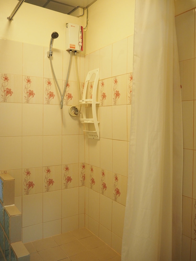 Stefans Guesthouse 57/57