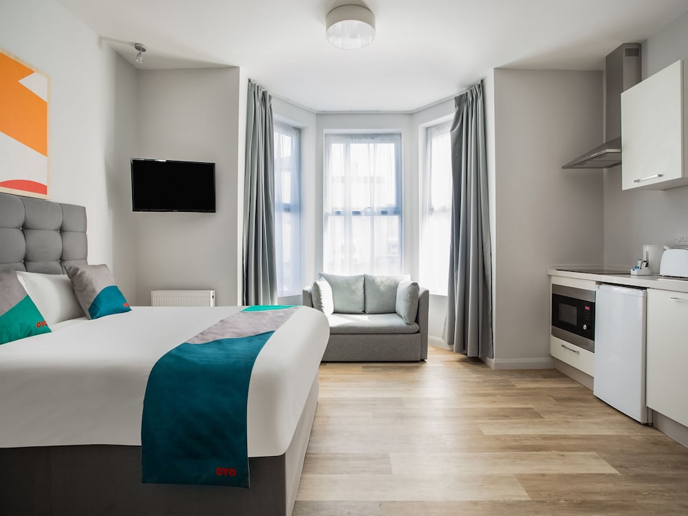 Oyo Studiotel Great Yarmouth 24/42
