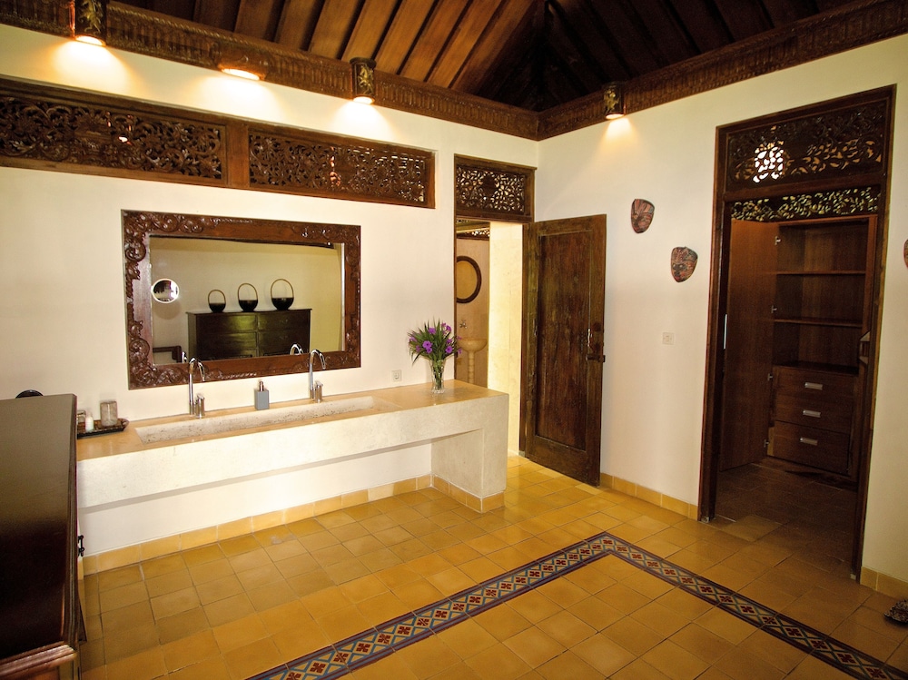 Villa Borobudur Resort 20/83