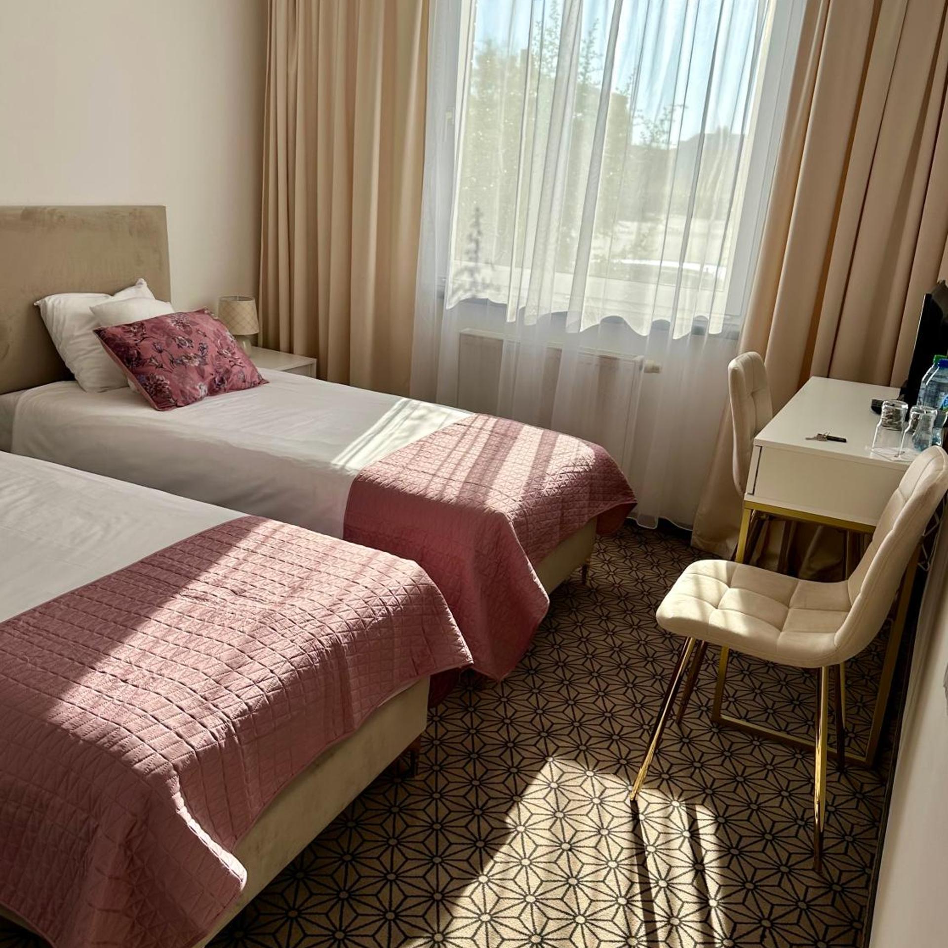 HOTEL 500 8/50