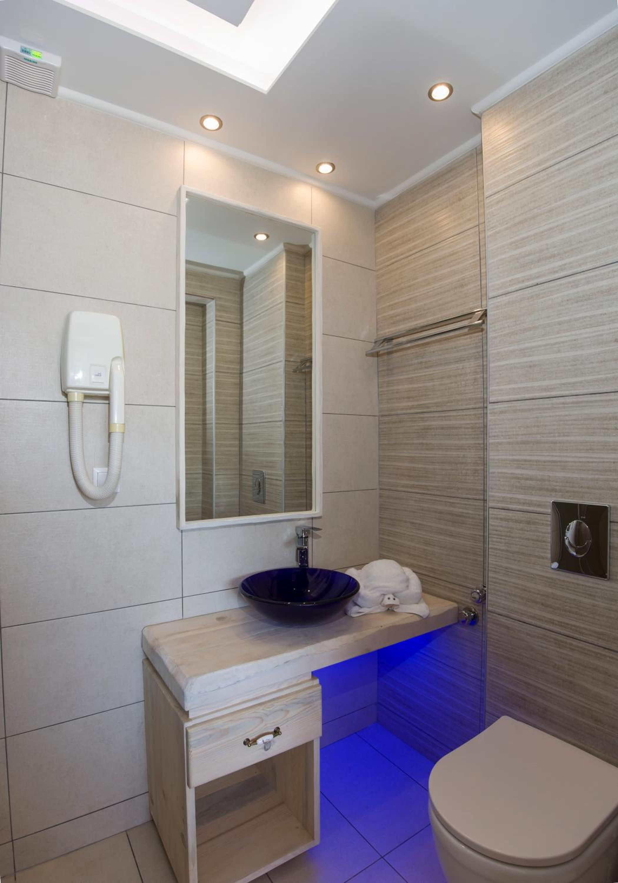 Anthemis Hotel Apartments 80/80