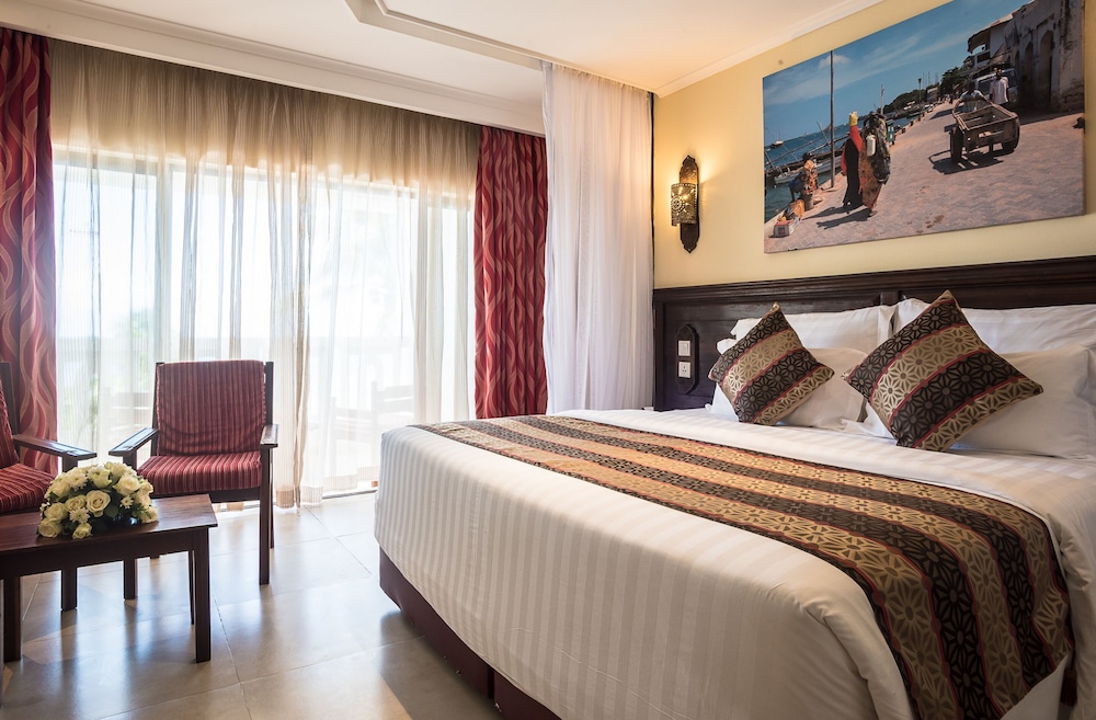PRIDEINN PARADISE BEACH HOTEL AND SPA 32/79