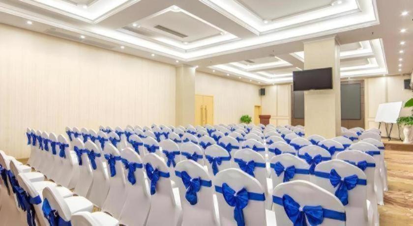 Vienna Hotel (Guilin Xing'an) 49/54