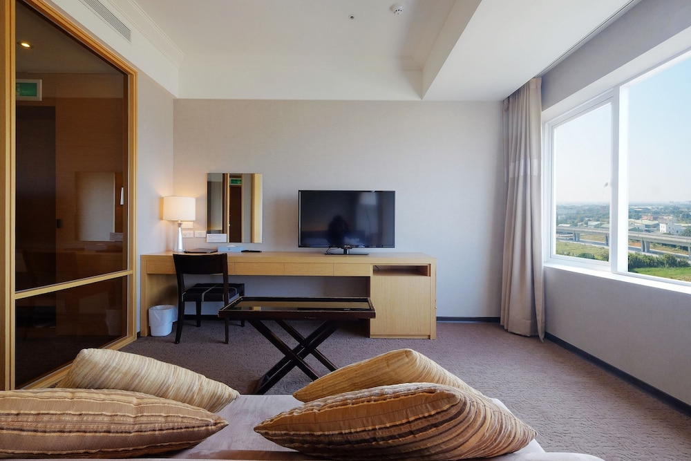 City Suites Gateway 42/58