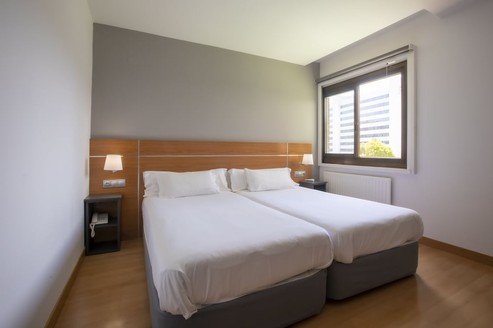 Hotel Sancho Ramirez Formerly Tryp Sancho Ramirez 16/59