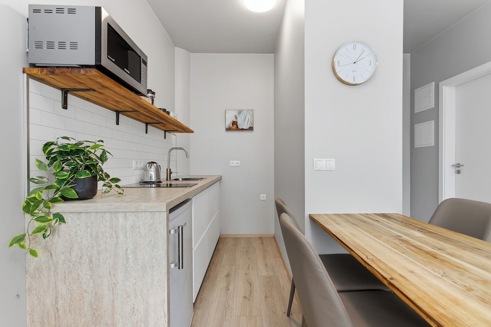ICELAND COMFORT APARTMENTS 55/68