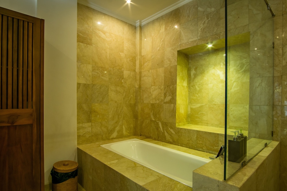 Villa Sonia 65/69