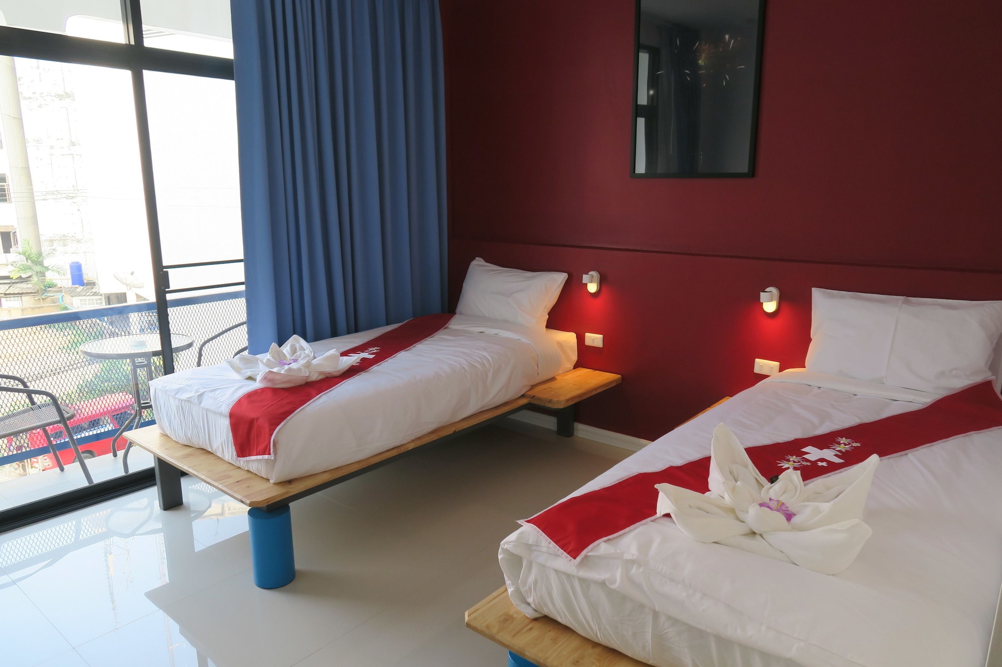ROOM, TWIN BEDS, BALCONY