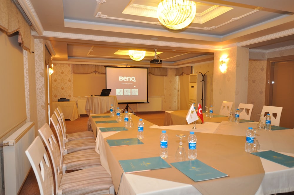 Grand Atakum Hotel 43/50