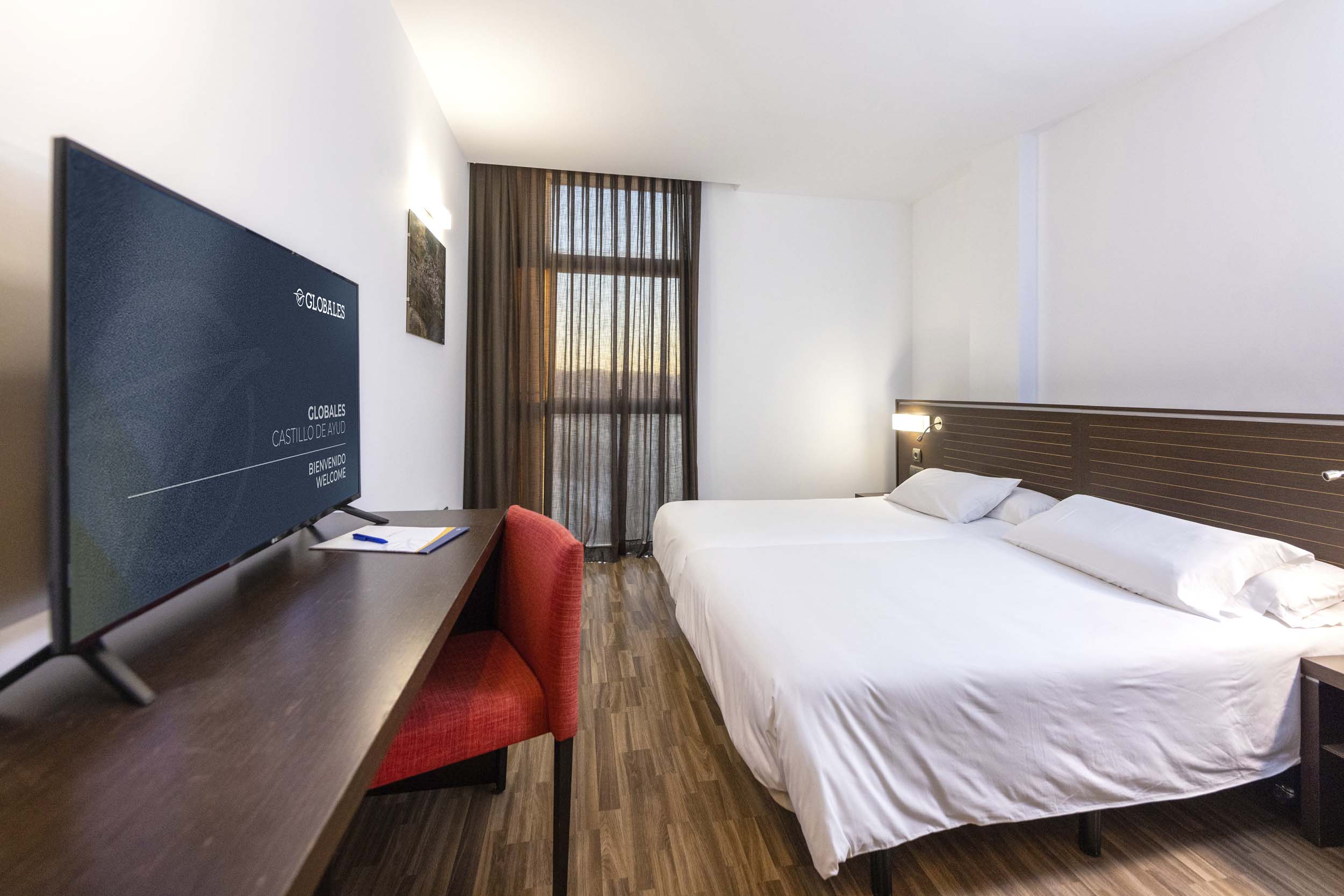 غرفة قياسية ثلاثية، Hotel Castillo de Ayud 2/4