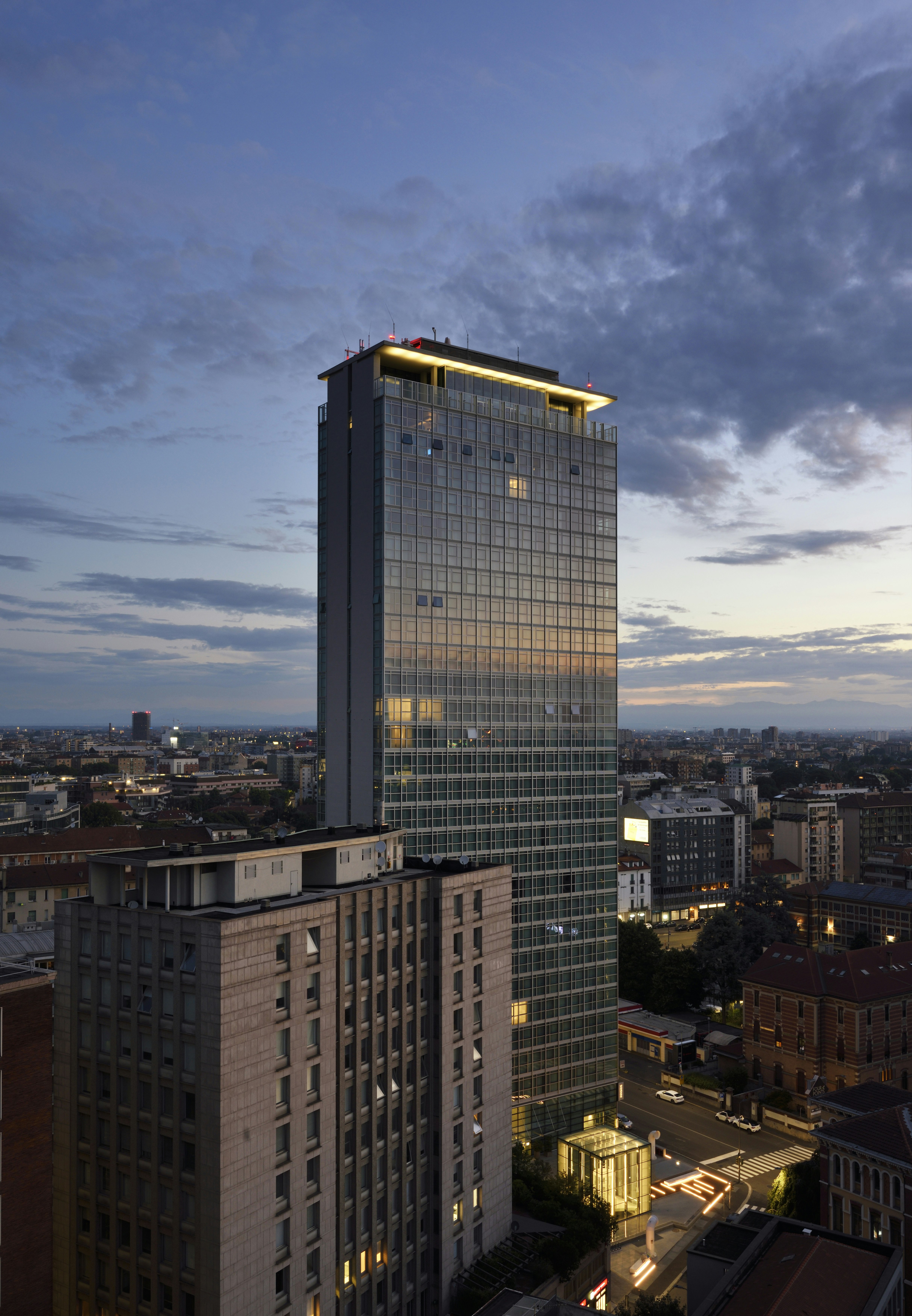 Torre Galfa Milano UNA Esperienze 4/22