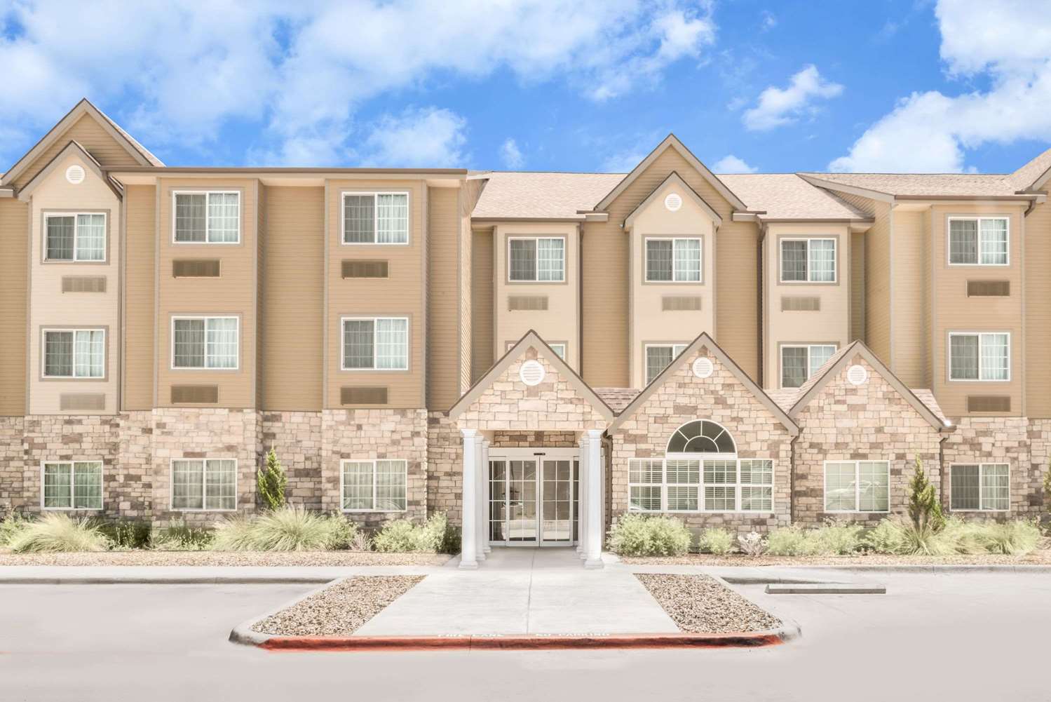 Microtel Inn Suites By Wyndham Midland 1/36