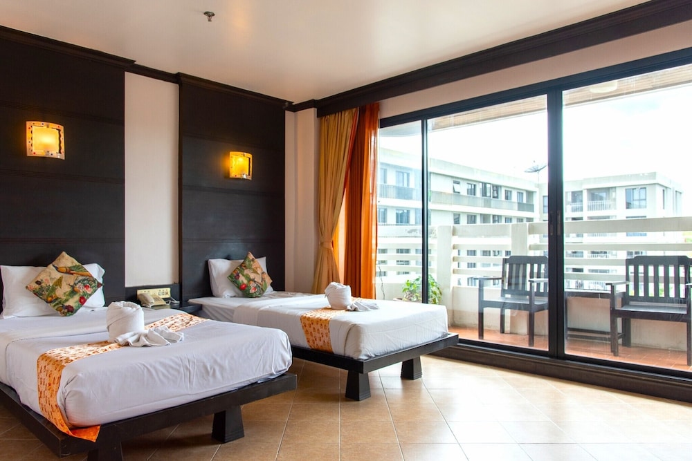 SUPERIOR, TWIN BEDS