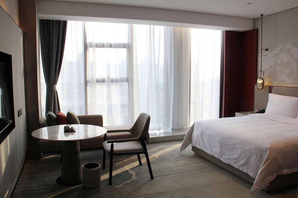 Ramada By Wyndham Xiangyang Xiangcheng 15/33
