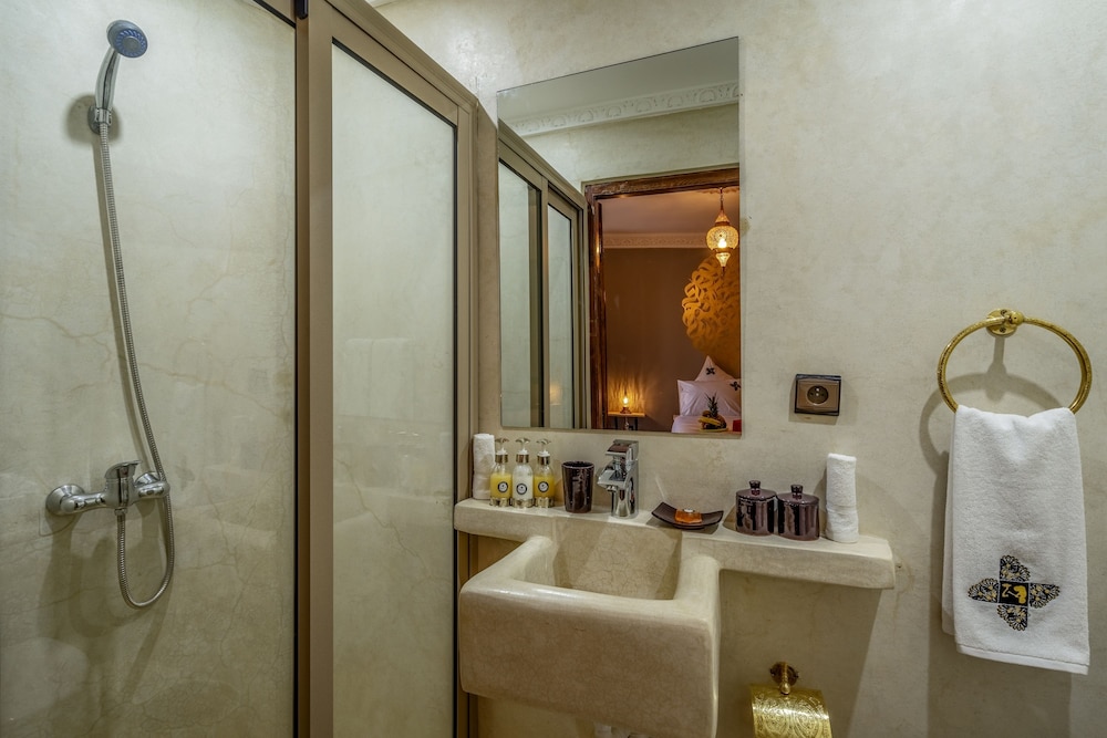 Riad Lumiere D Orient 14/73